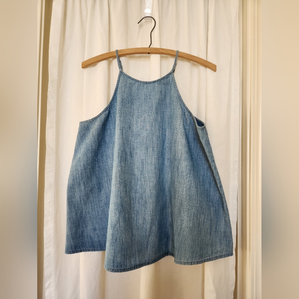 OLD NAVY Blue Chambray Halter Top – Women’s US Medium